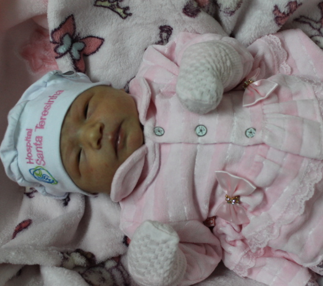 Luna Maria Costa Defrein